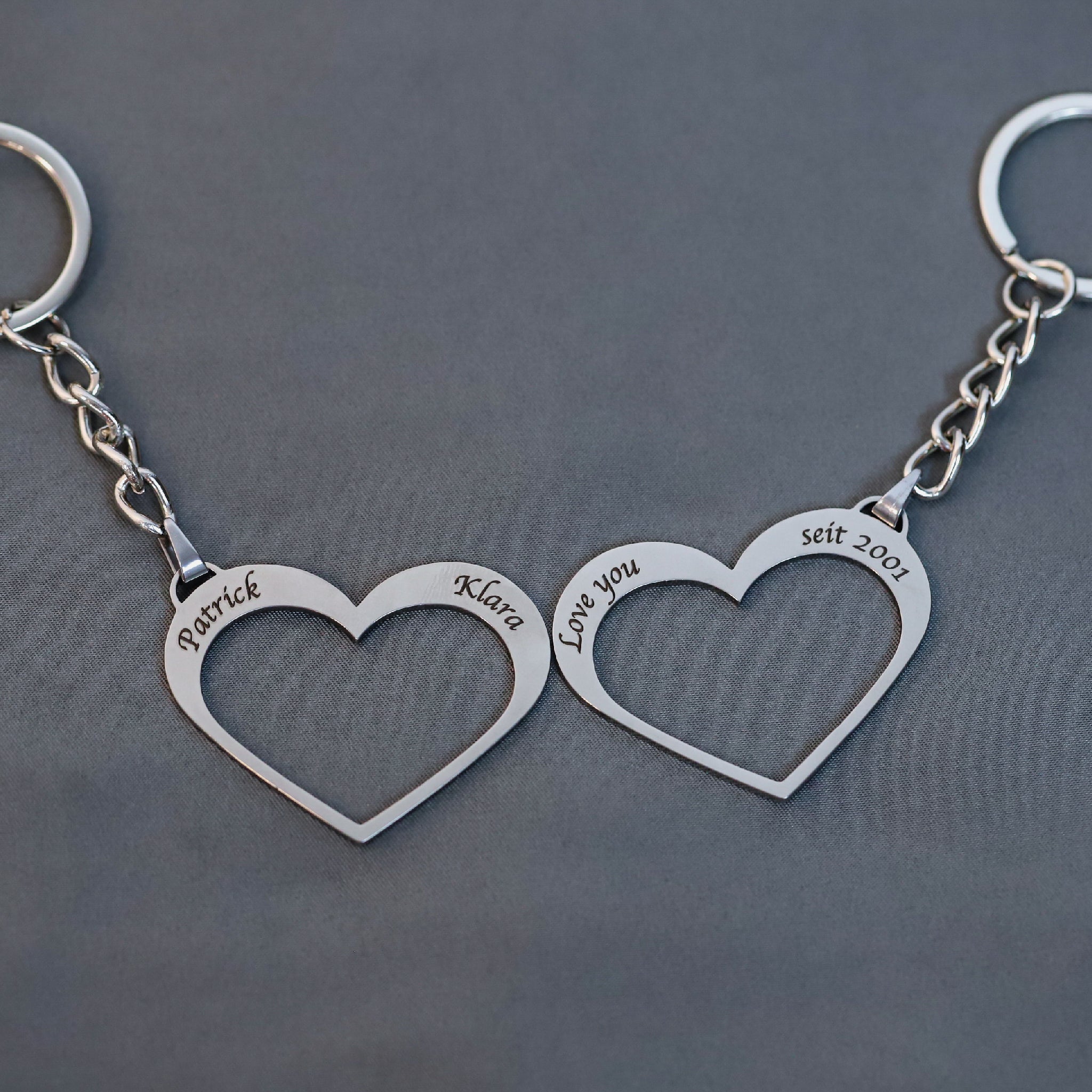 Steelmonks-Metallschild,Herz mit Namen. Herz Anhänger Wanddekoration erhältlich in verschiednen Größen und Farben.
