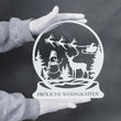 Steelmonks-Metallschild,Santa auf dem Schlitten. Weihnachtsschild Wanddekoration erhältlich in verschiednen Größen und Farben.